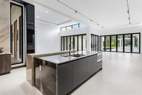 $5,300,000 | 6676 Northwest 66th Way, Parkland, FL 33067