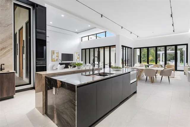 $5,300,000 | 6676 Northwest 66th Way, Parkland, FL 33067