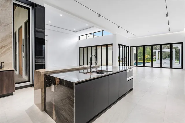 $5,300,000 | 6676 Northwest 66th Way, Parkland, FL 33067