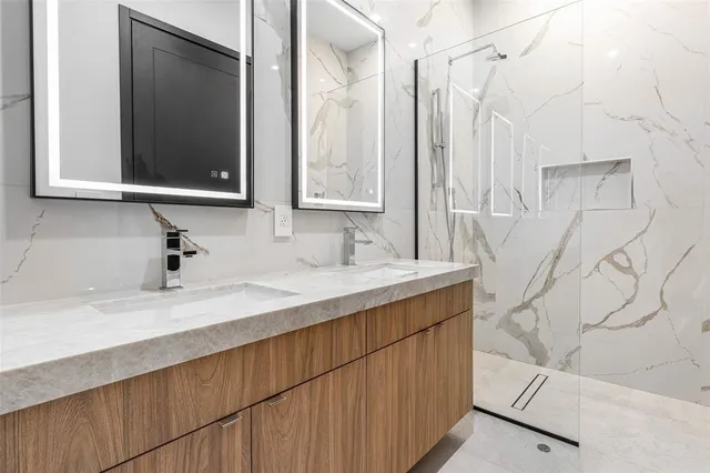 $5,300,000 | 6676 Northwest 66th Way, Parkland, FL 33067