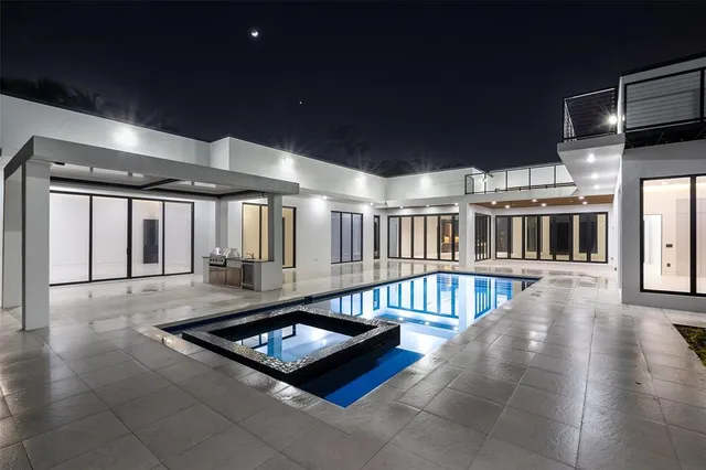 $5,300,000 | 6676 Northwest 66th Way, Parkland, FL 33067