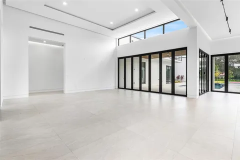 $5,300,000 | 6676 Northwest 66th Way, Parkland, FL 33067