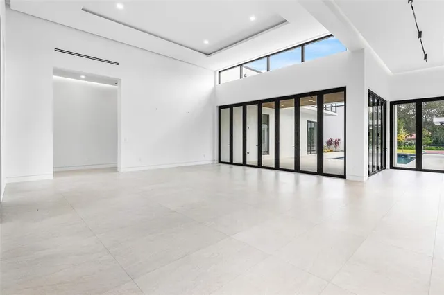 $5,300,000 | 6676 Northwest 66th Way, Parkland, FL 33067