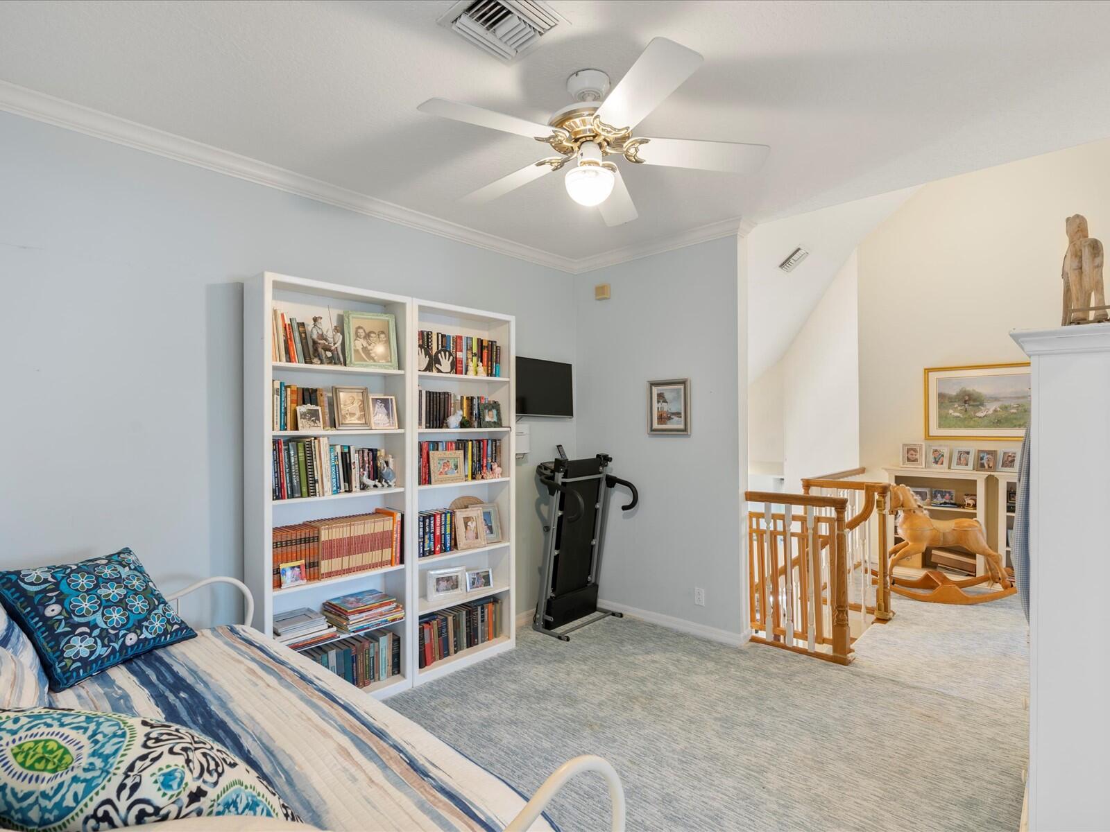 35 Tradewinds Circle Tequesta, FL 33469 - Photo 27 of 40 27 - Upstairs Loft