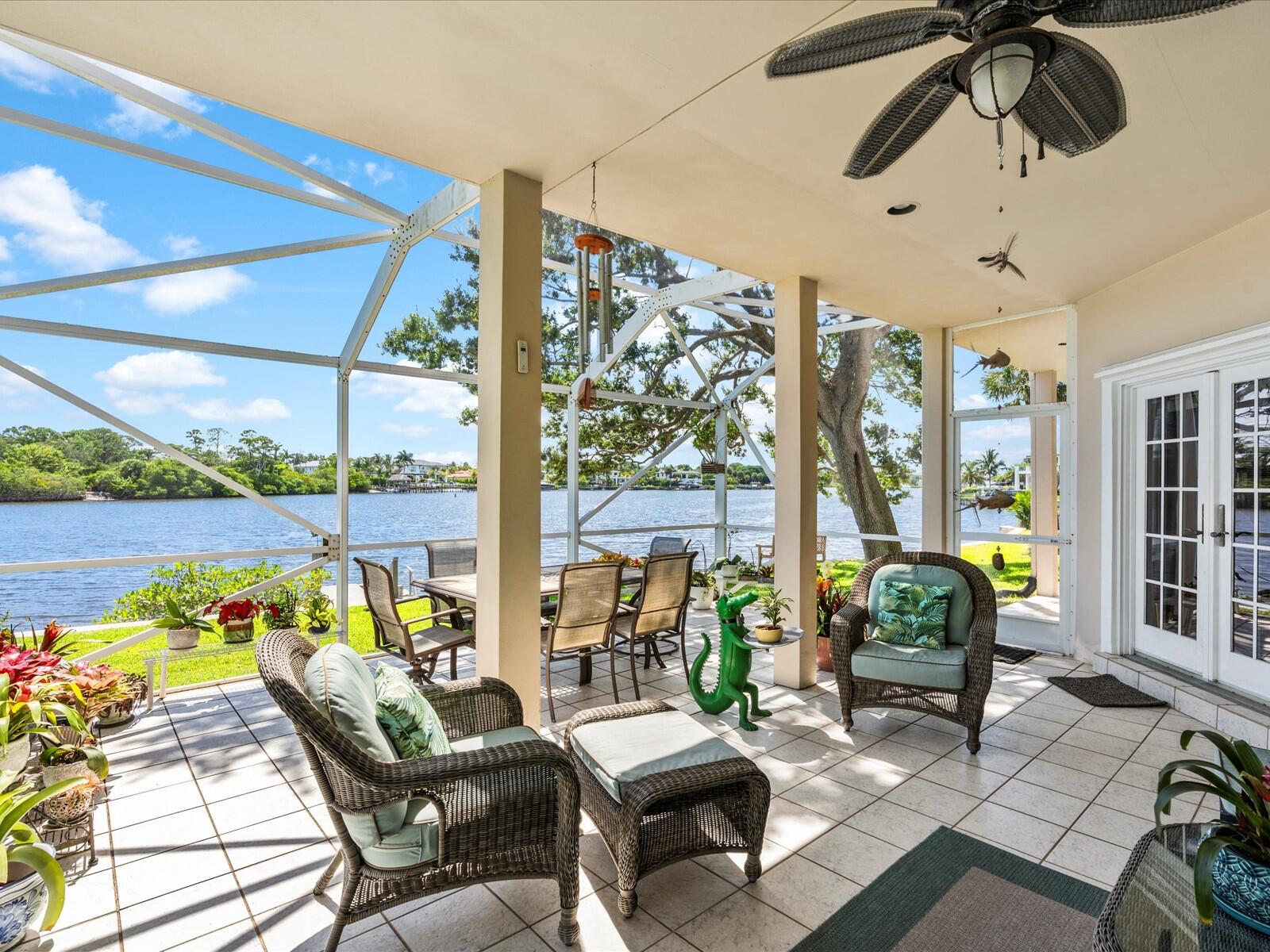 35 Tradewinds Circle Tequesta, FL 33469 - Photo 28 of 40 28 - Back Patio