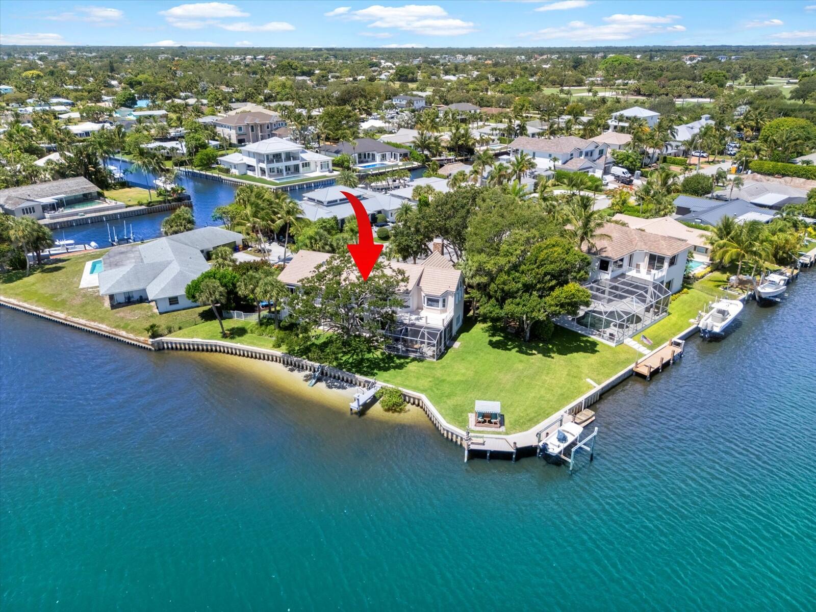 35 Tradewinds Circle Tequesta, FL 33469 - Photo 5 of 40 5 - Aerial with Canal Access View