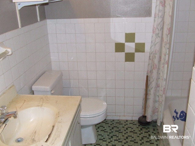12 Elizabeth Avenue Chickasaw, AL 36611 - Photo 13 of 26