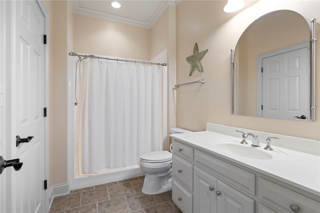 114 Willowbend Drive Anderson, SC 29621 - Photo 46 of 50 This functional bathroom provides a comfortable and clean space with essential amenities.