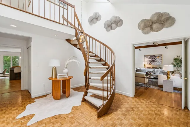 $2,175,000 | 53 Waites Landing Road, Falmouth, ME 04105