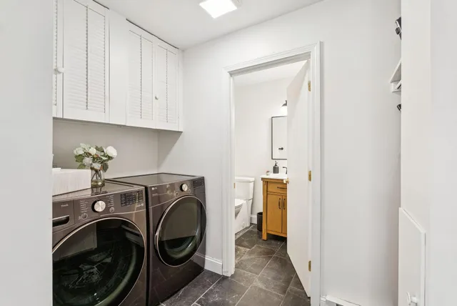 $2,175,000 | 53 Waites Landing Road, Falmouth, ME 04105