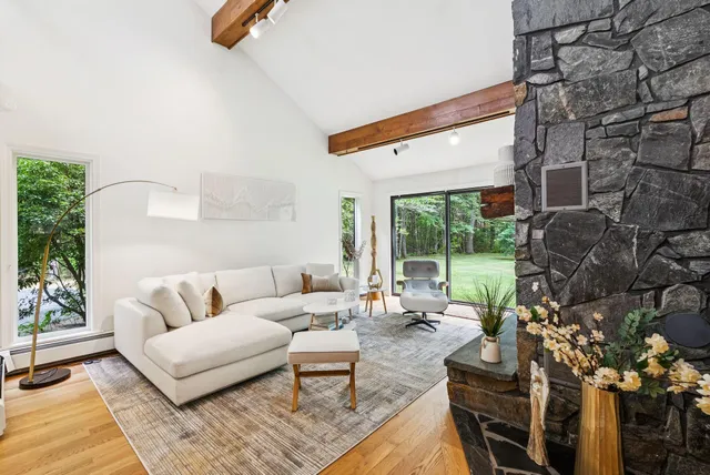 $2,175,000 | 53 Waites Landing Road, Falmouth, ME 04105