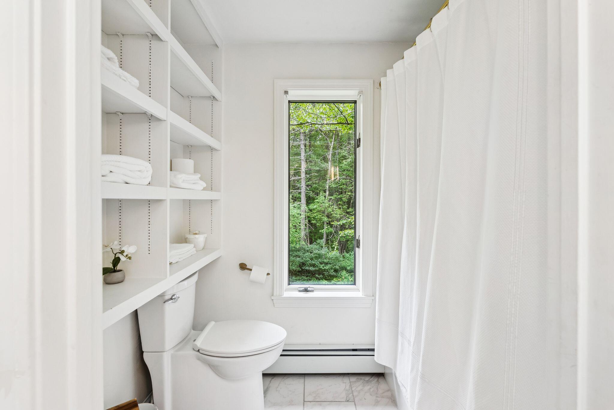 53 Waites Landing Road Falmouth, ME 04105 - Photo 45 of 71 Secondary Bathroom