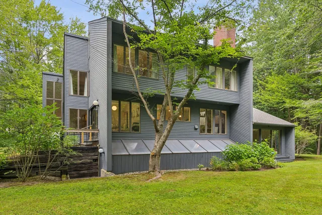 $2,175,000 | 53 Waites Landing Road, Falmouth, ME 04105