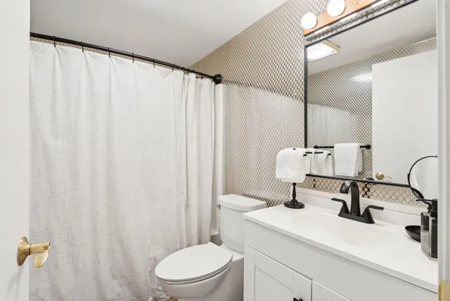 $2,175,000 | 53 Waites Landing Road, Falmouth, ME 04105