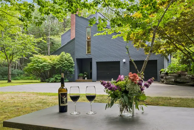 $2,175,000 | 53 Waites Landing Road, Falmouth, ME 04105