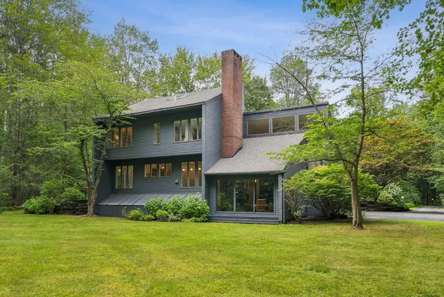$2,175,000 | 53 Waites Landing Road, Falmouth, ME 04105