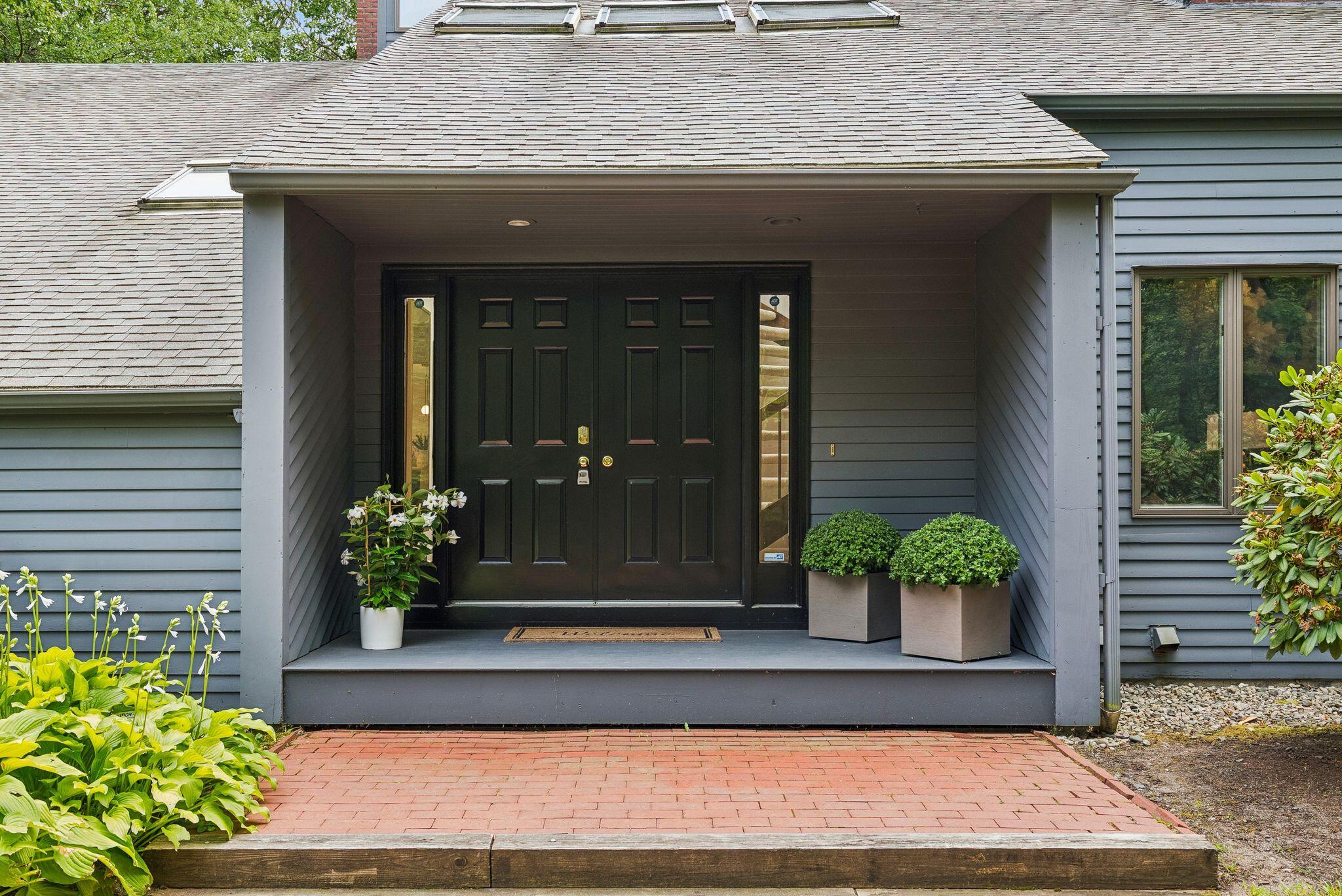 53 Waites Landing Road Falmouth, ME 04105 - Photo 9 of 71 A Redesigned Contemporary Home