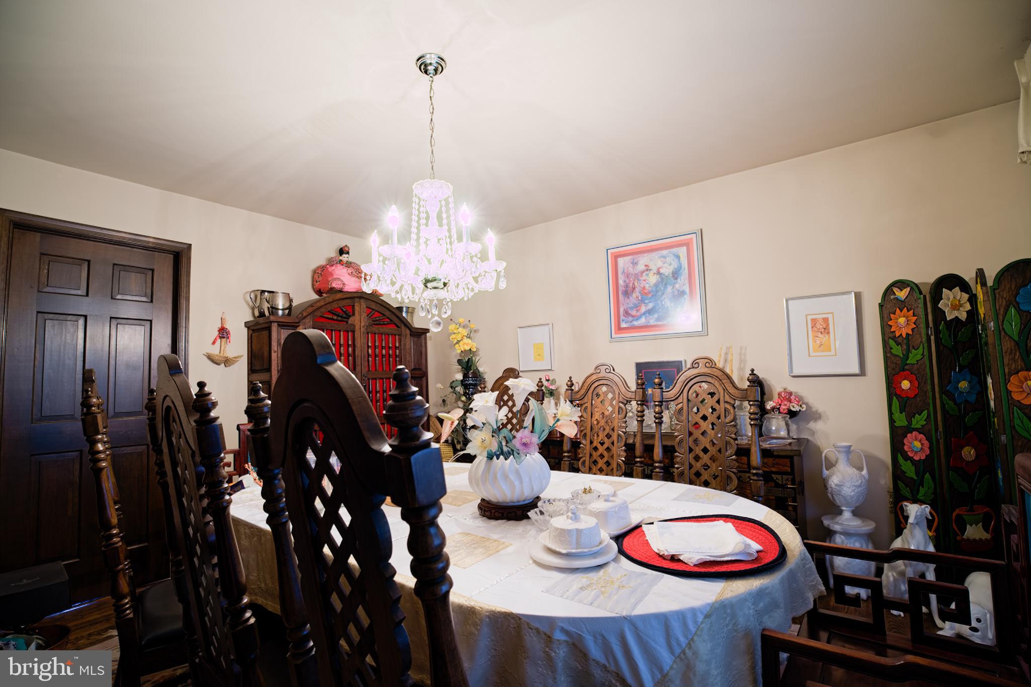 2713 Center Street Bethlehem, PA 18017 - Photo 11 of 11 a very nice looking dining room with furniture