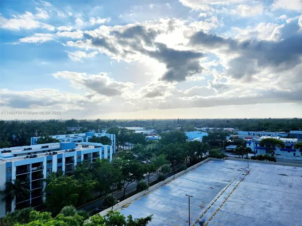 $1,850 | 1470 Northeast 123rd Street, Unit A1010, North Miami, FL 33161