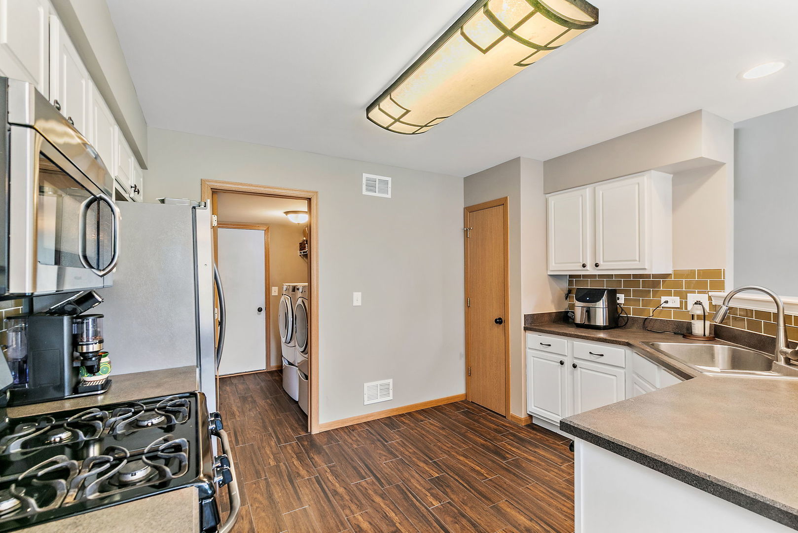 22 Rolling Oaks Road, Unit C Sugar Grove, IL 60554 - Photo 9 of 21 Gallery Image 9