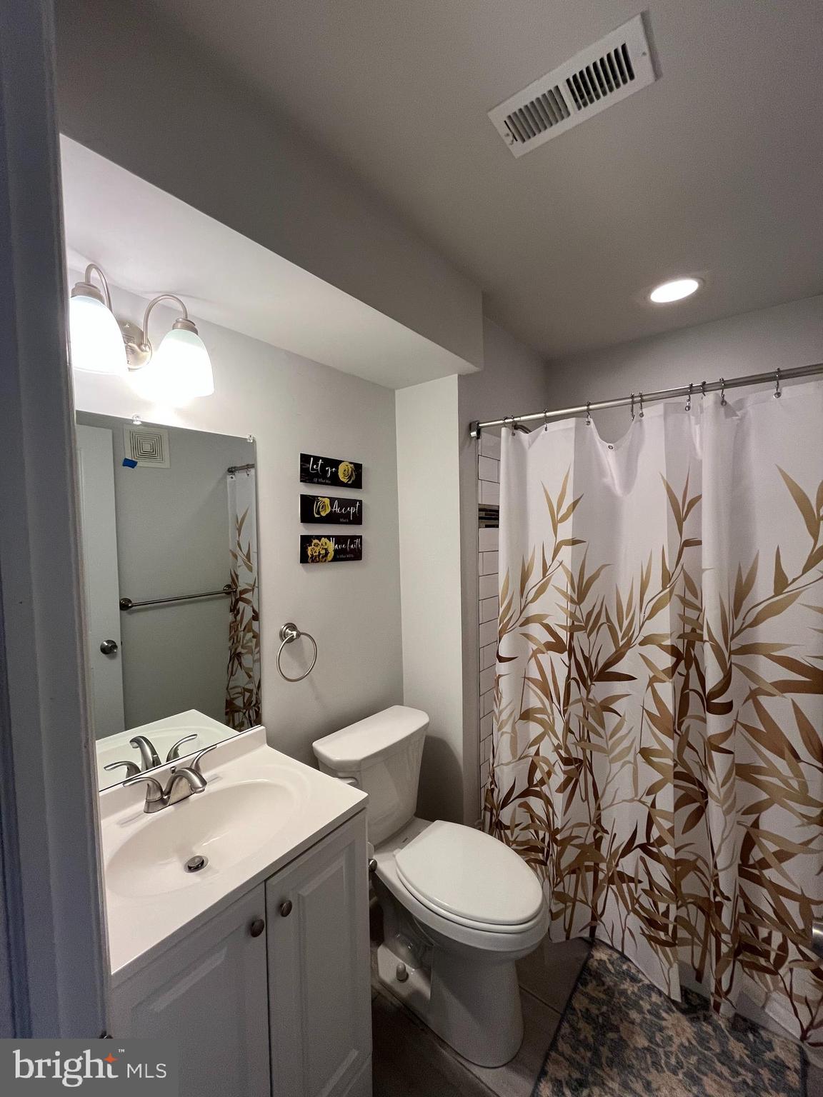 707B Cypress Point Circle Mount Laurel, NJ 08054 - Photo 17 of 18 a bathroom with a sink toilet and shower