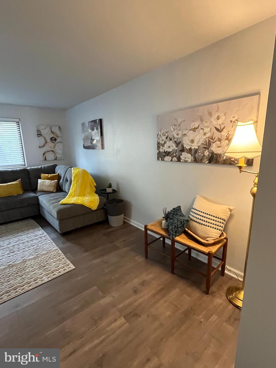 707B Cypress Point Circle Mount Laurel, NJ 08054 - Photo 9 of 18 a living room with furniture and a lamp