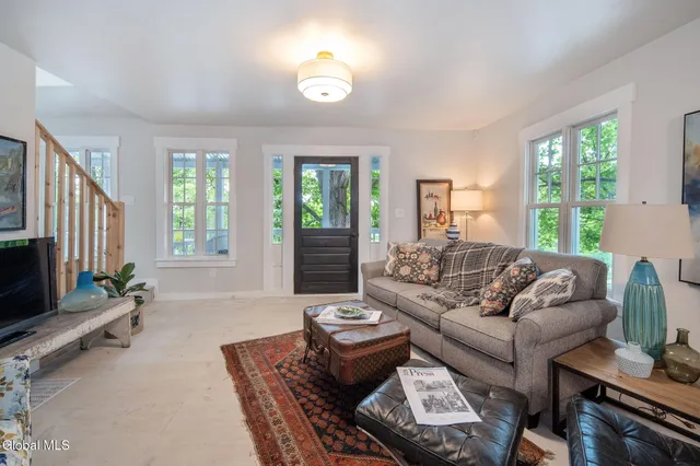 $850,000 | 2 High Street, Chatham, NY 12037