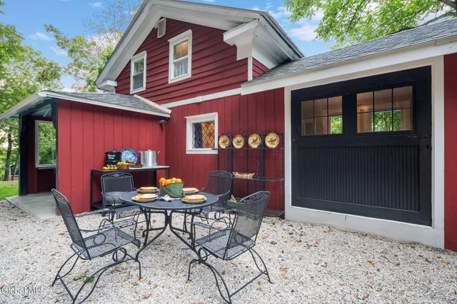 $850,000 | 2 High Street, Chatham, NY 12037