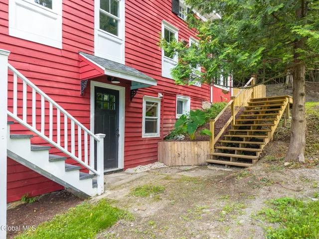 $850,000 | 2 High Street, Chatham, NY 12037