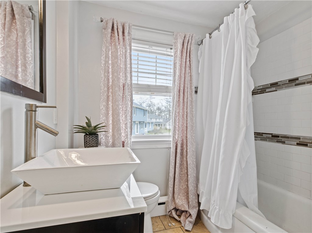 417 Sowams Road Barrington, RI 02806 - Photo 11 of 23 Beautifully Updated 1st Floor Bathroom