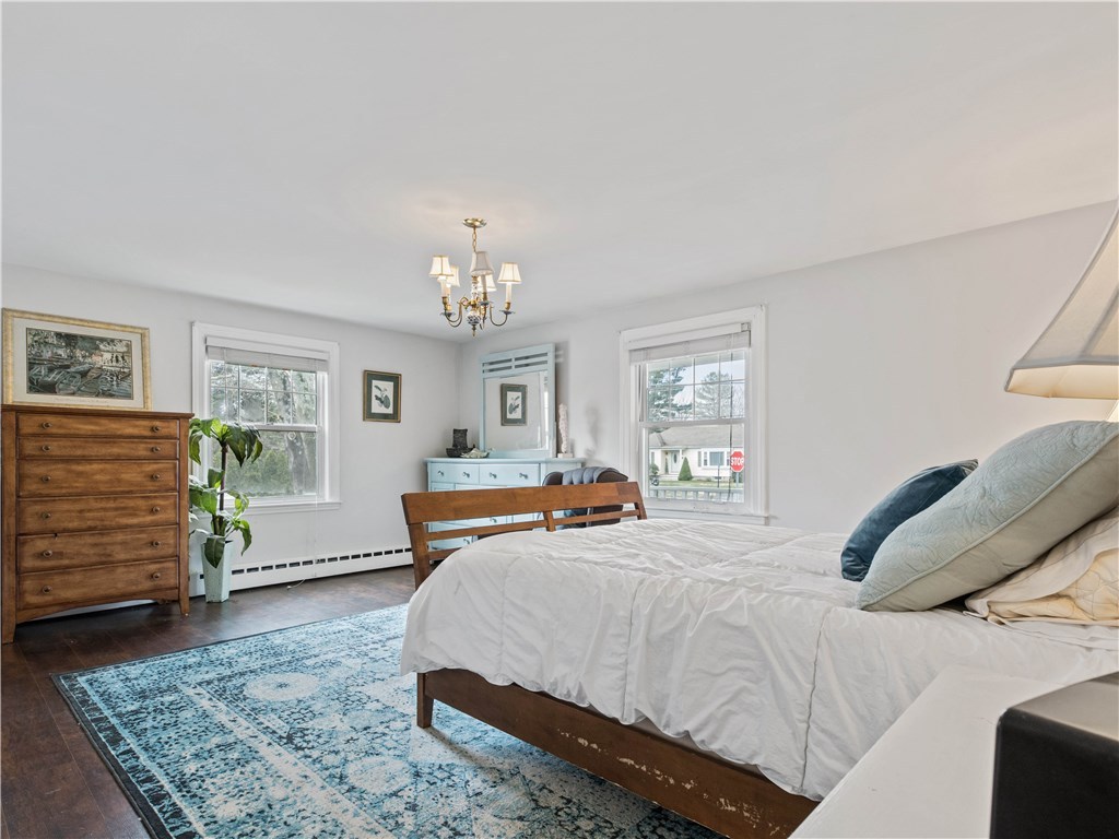 417 Sowams Road Barrington, RI 02806 - Photo 9 of 23 Spacious 1st Floor Master