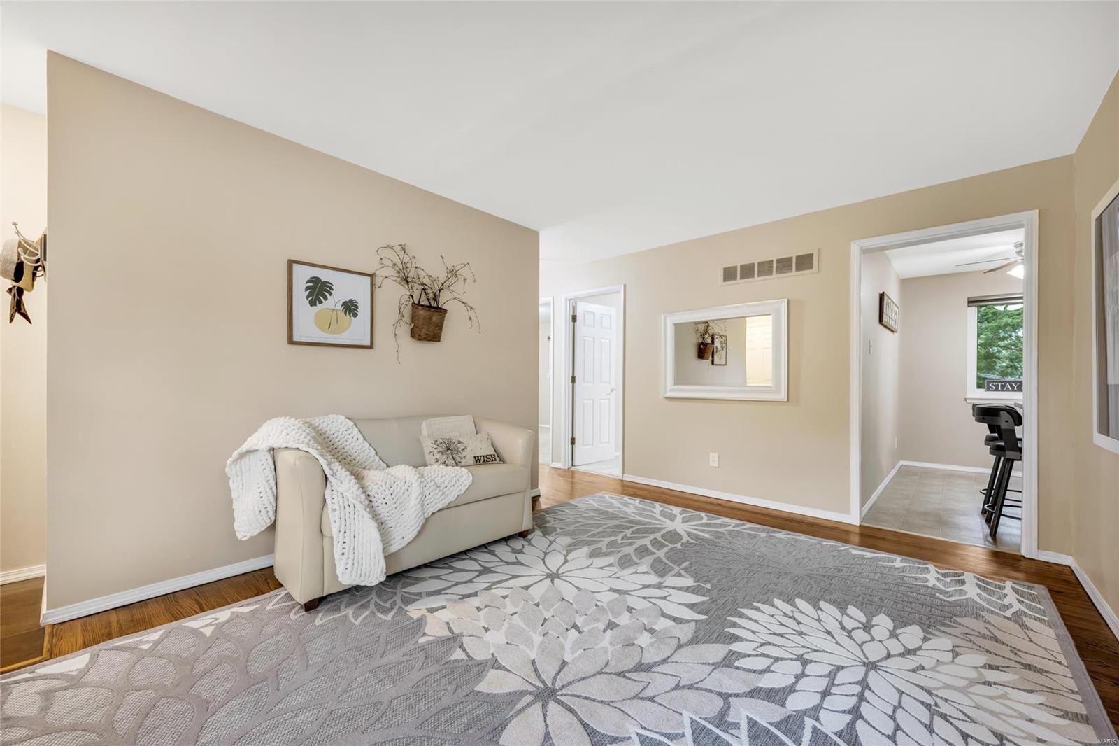 1330 Craig Road St. Louis, MO 63146 - Photo 8 of 28 Gallery Image 8