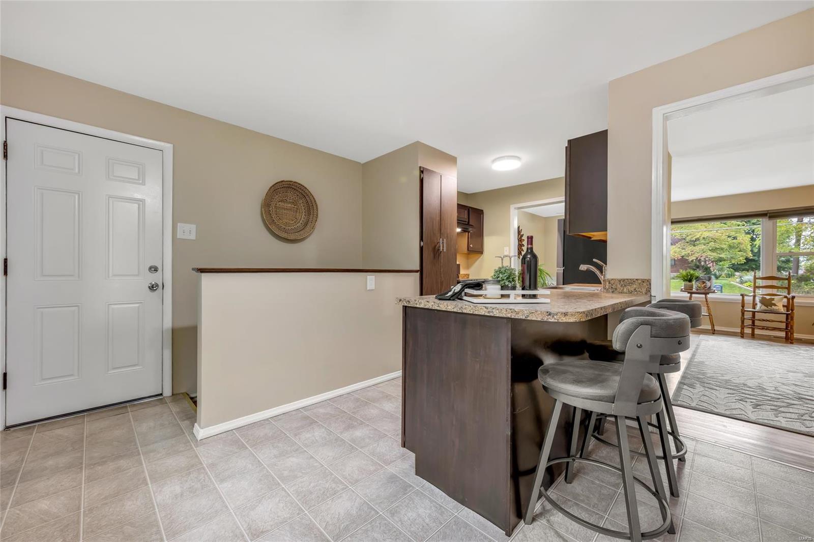 1330 Craig Road St. Louis, MO 63146 - Photo 10 of 28 Gallery Image 10