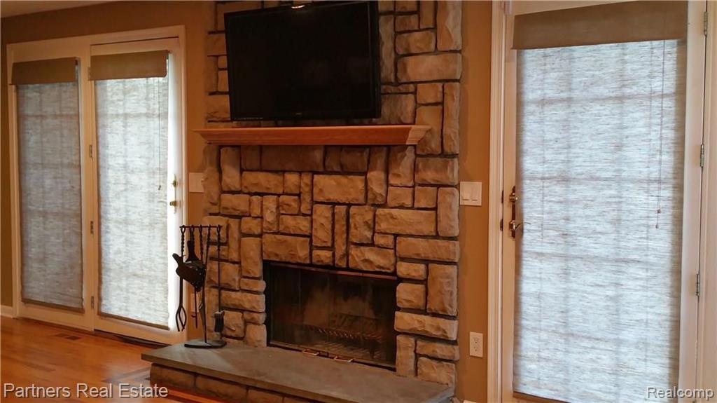 7747 Clyde Road Fenton, MI 48430 - Photo 5 of 24