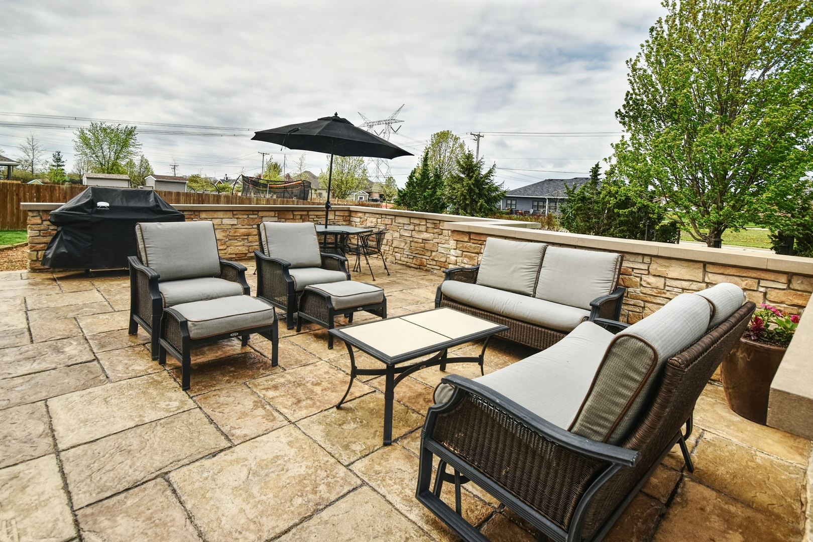 25758 South Basswood Road Channahon, IL 60410 - Photo 25 of 28 a terrace view with seating space