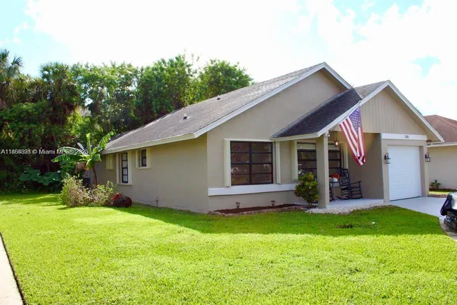 a view of a garden with plants