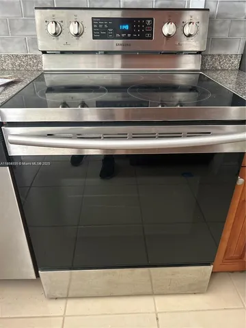 a close view of stove