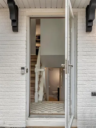 $300,000 | 1360 Premio Drive, Fenton, MO 63026