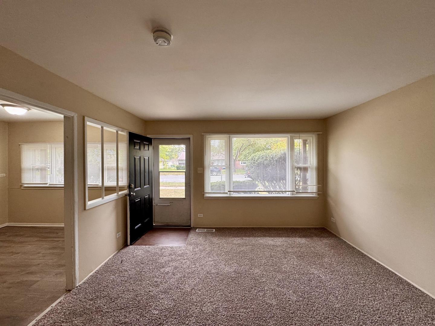 14708 Shepard Drive Dolton, IL 60419 - Photo 5 of 22