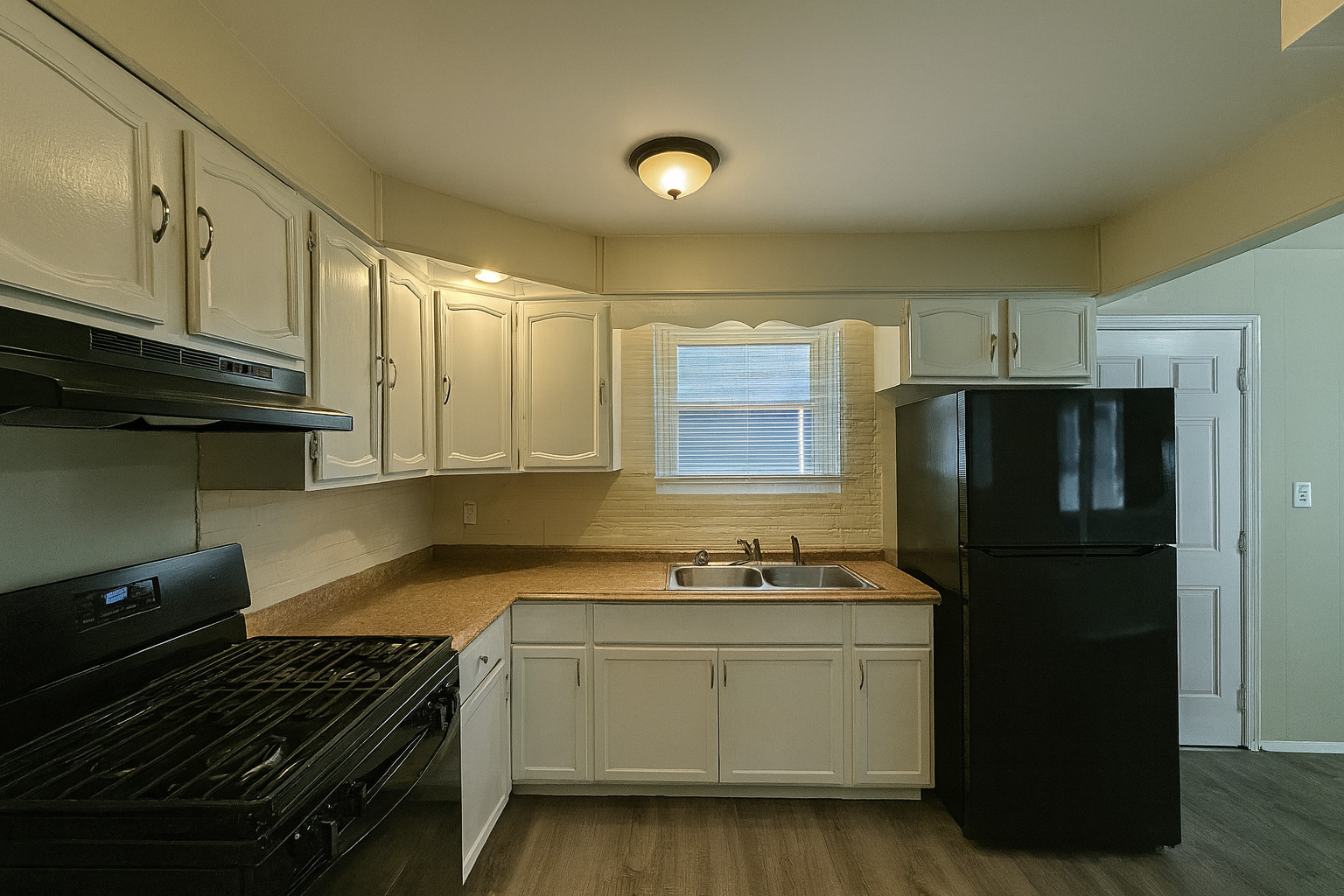 14708 Shepard Drive Dolton, IL 60419 - Photo 9 of 22