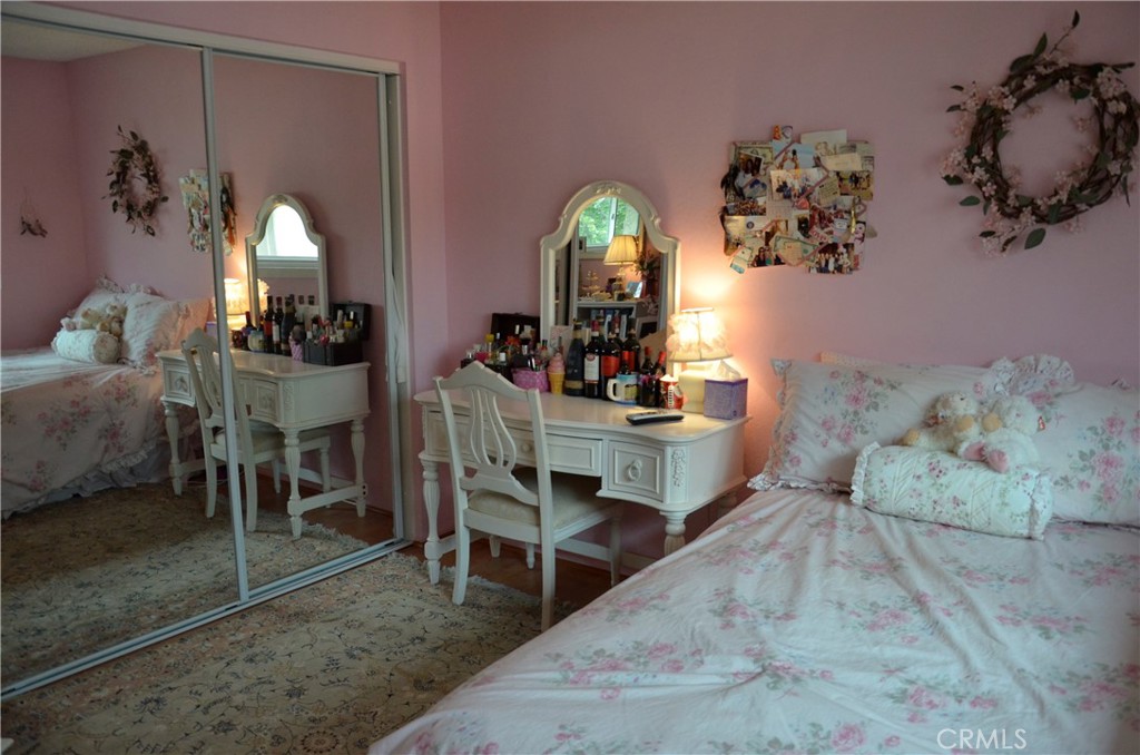 6574 Carioca Lane Riverside, CA 92506 - Photo 5 of 45 a living room with furniture flowerpot and window