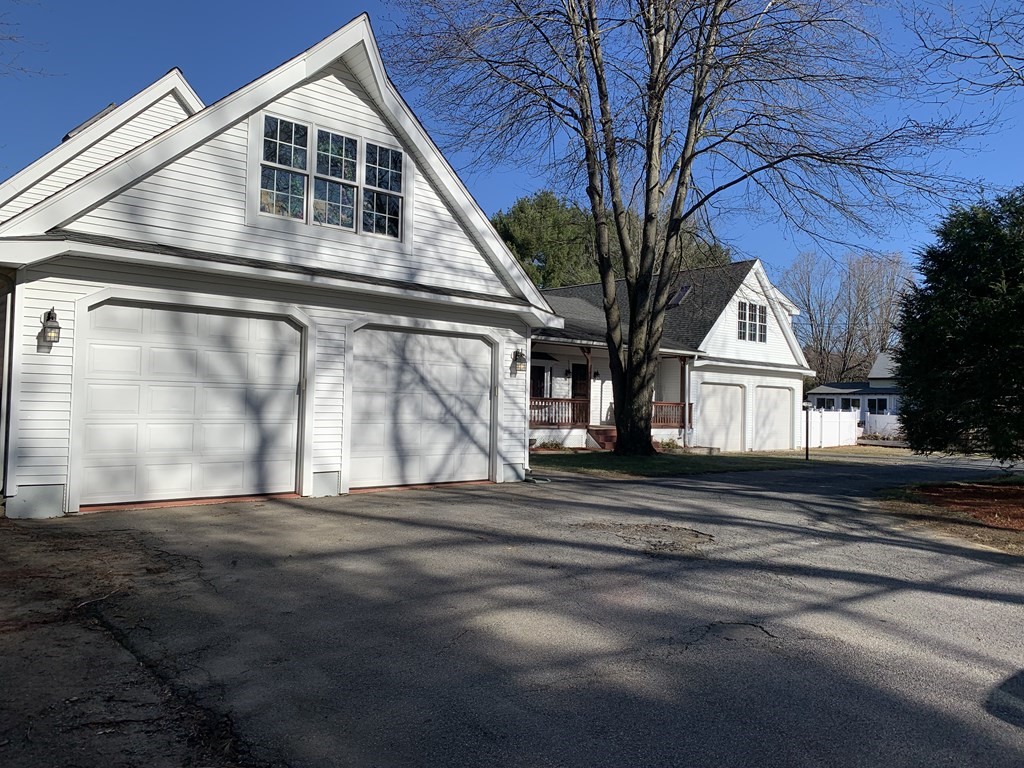 367 River Road Hudson, MA 01749 - Photo 1 of 42