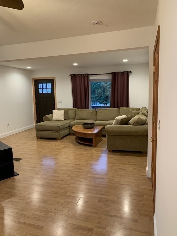 367 River Road Hudson, MA 01749 - Photo 23 of 42