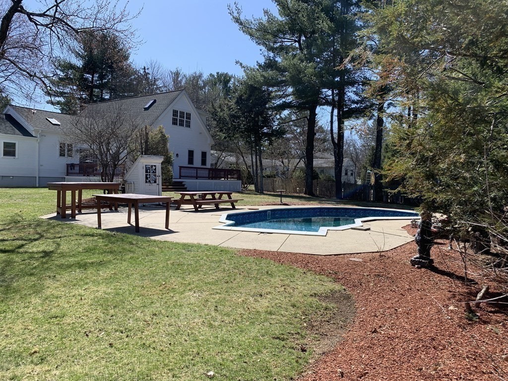 367 River Road Hudson, MA 01749 - Photo 32 of 42