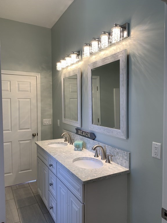 367 River Road Hudson, MA 01749 - Photo 6 of 42