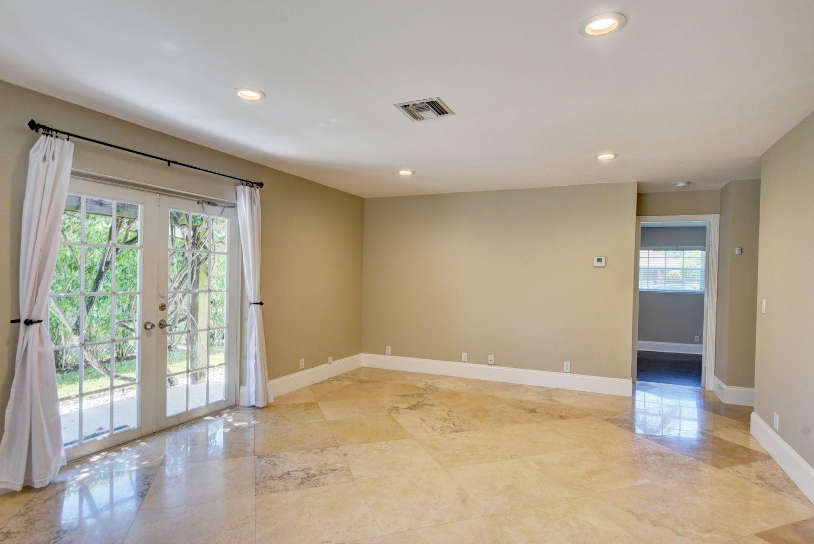 541 Northwest 52nd Street Boca Raton, FL 33487 - Photo 8 of 26 05_ebf_0326and4more