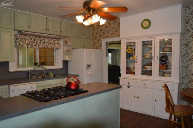 12174 Green Road Goodrich, MI 48438 - Photo 2 of 48 21190746-1.JPG