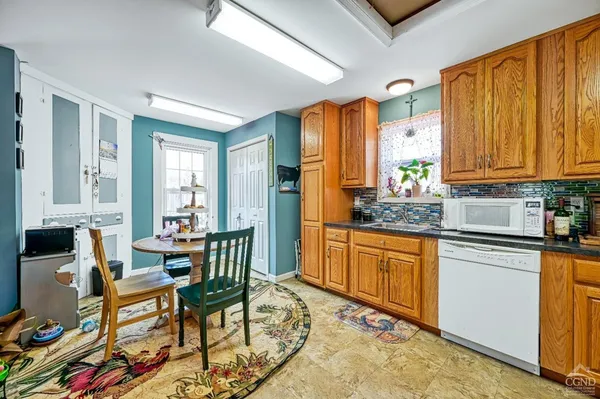 $1,499,000 | 37249 Highway 23, Grand Gorge, NY 12434