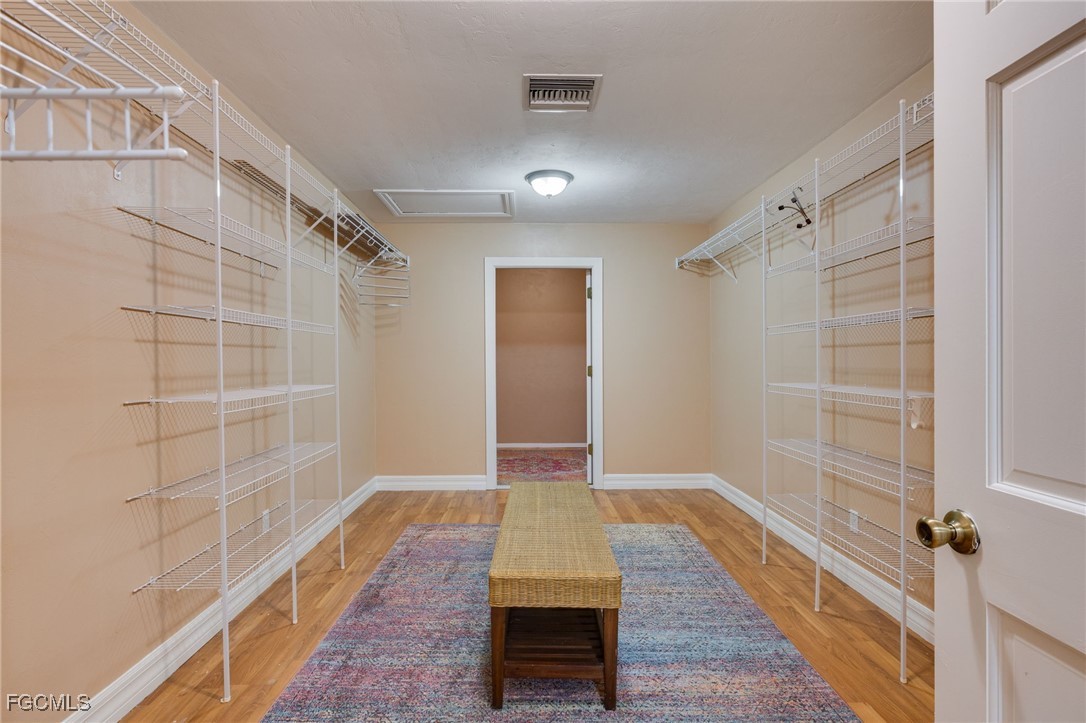 1623 Southwest 6th Avenue Cape Coral, FL 33991 - Photo 17 of 40