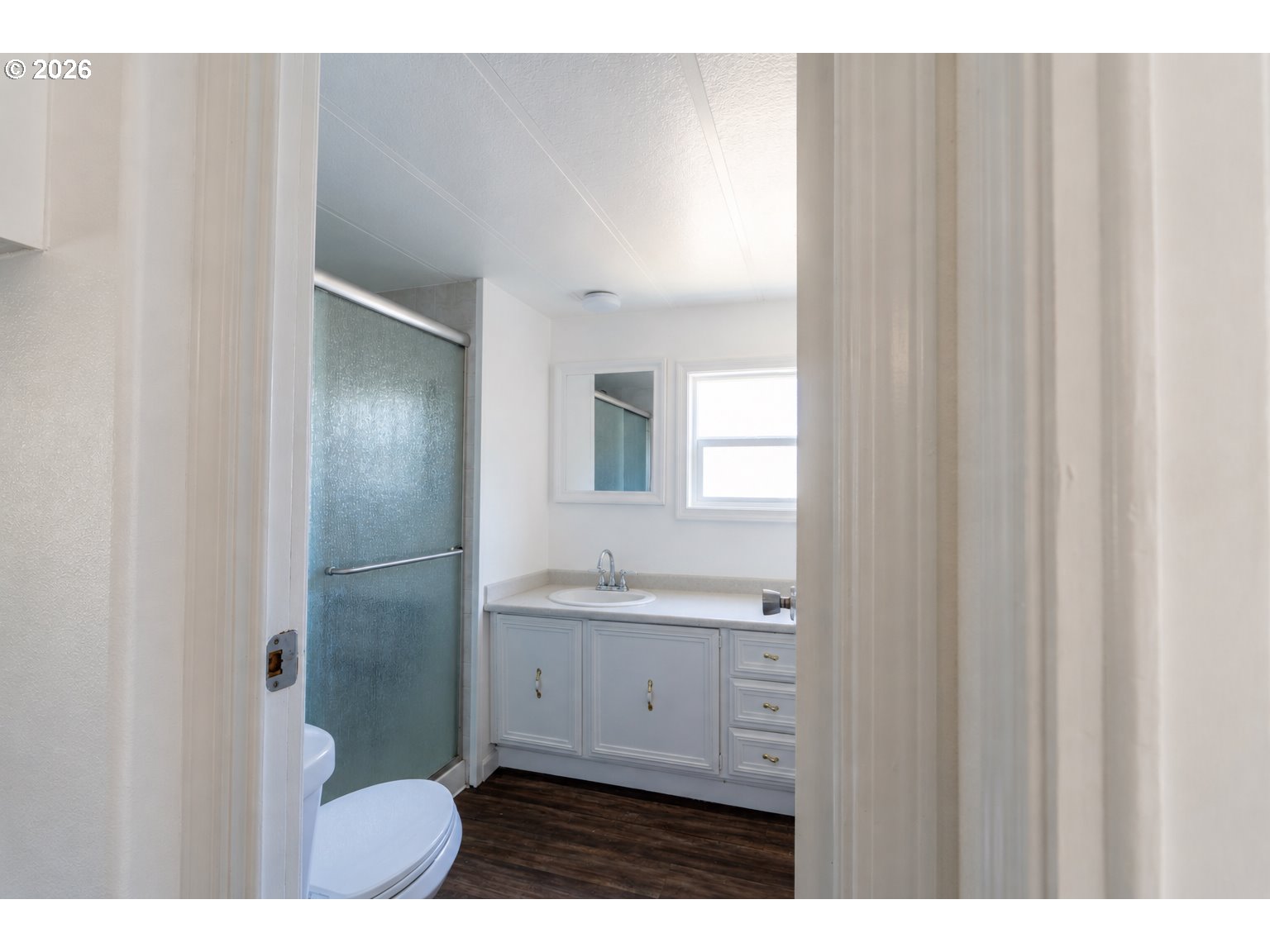 15619 Northeast Caples Road, Unit 128 Brush Prairie, WA 98606 - Photo 14 of 30 Bathroom